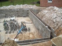 Deep End Pools and Hot Tubs Oxfordshire 957965 Image 0