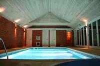 Deep End Pools and Hot Tubs Oxfordshire 957965 Image 2