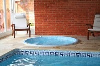 Deep End Pools and Hot Tubs Oxfordshire 957965 Image 3