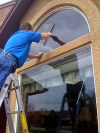 KLC Window Cleaning 979601 Image 5