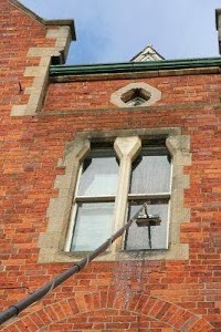 Andys Window Cleaning 986684 Image 2