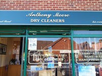 Anthony Moore Drycleaners 979976 Image 0