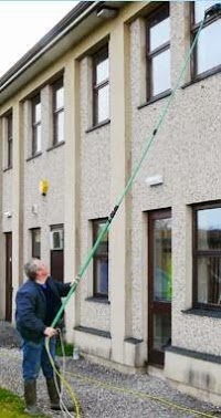 J and R Window Cleaning Services 971126 Image 0