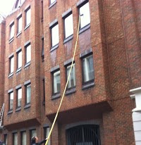 Peters Window Cleaning London 964882 Image 0