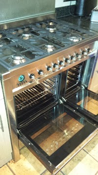 Ultimate Oven Cleaning 991450 Image 2