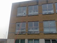 pure h2o window cleaning 980476 Image 0